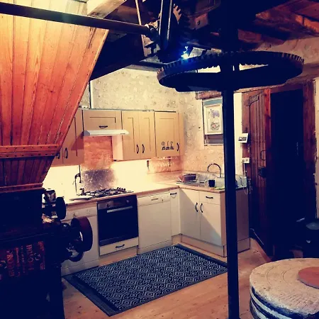 Le Moulin D'annepont * Annepont